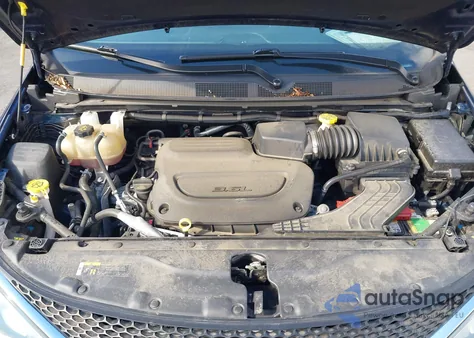 2019 Chrysler Pacifica Limited from USA, damaged, VIN 2C4RC1GG3KR652904